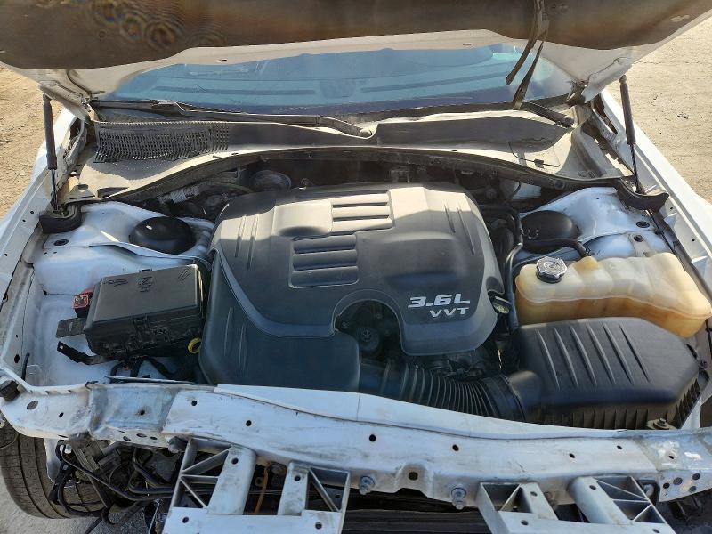 Продаж на аукціоні авто 2018 Chrysler 300, vin: 2C3CCABG7JH244749, номер лоту: 67146026
