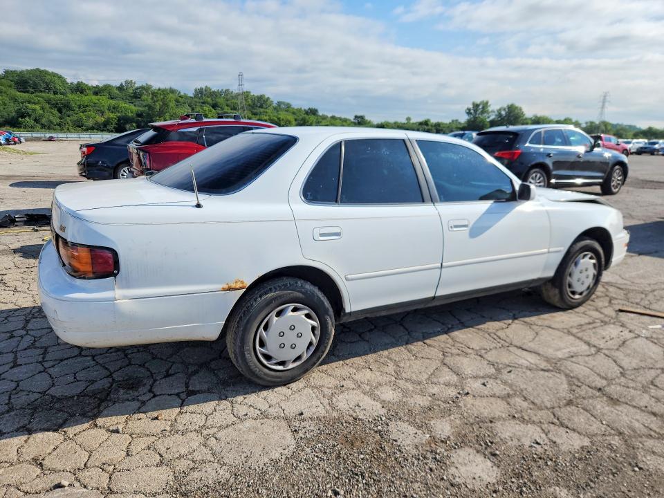 1992 Toyota Camry მანქანა იყიდება აუქციონზე, vin: 4T1SK12E4NU066998, აუქციონის ნომერი: 65124706