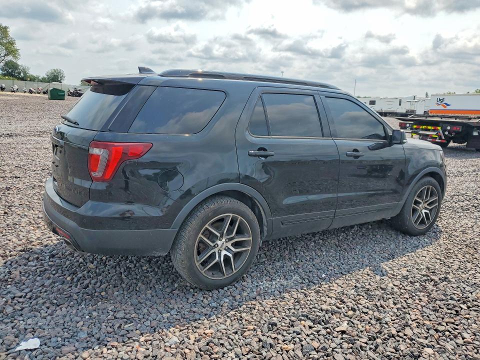 2017 Ford Explorer მანქანა იყიდება აუქციონზე, vin: 1FM5K8GT9HGD15084, აუქციონის ნომერი: 64047236