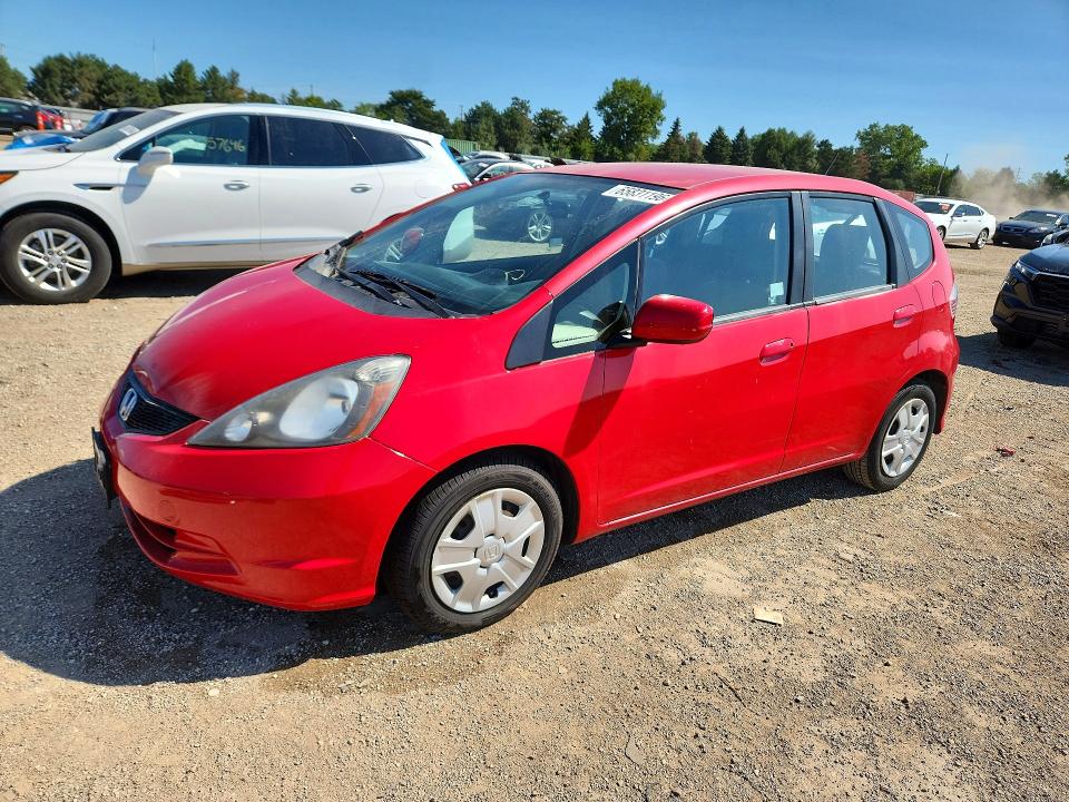 65831196 :رقم المزاد ، JHMGE8H36DC068836 vin ، 2013 Honda Fit مزاد بيع