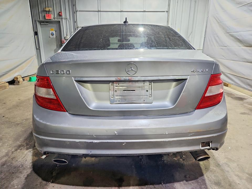 63867636 :رقم المزاد ، WDDGF8BB8AR122098 vin ، 2010 Mercedes-benz C مزاد بيع