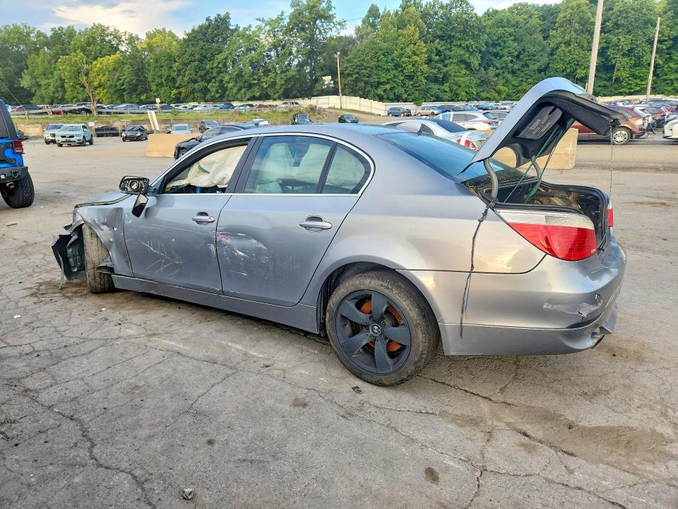 2004 Bmw 530i მანქანა იყიდება აუქციონზე, vin: WBANA73594B060921, აუქციონის ნომერი: 66838806