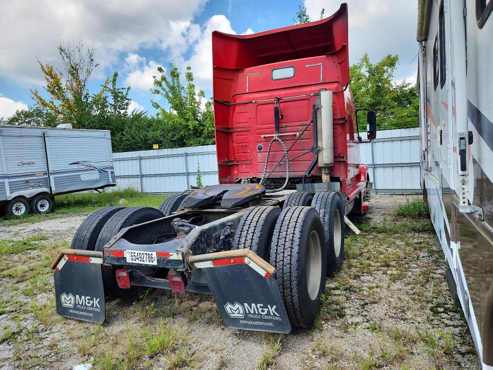 Auction sale of the 2000 Volvo Vn, vin: 4V4ND1JHXYN787031, lot number: 65492786