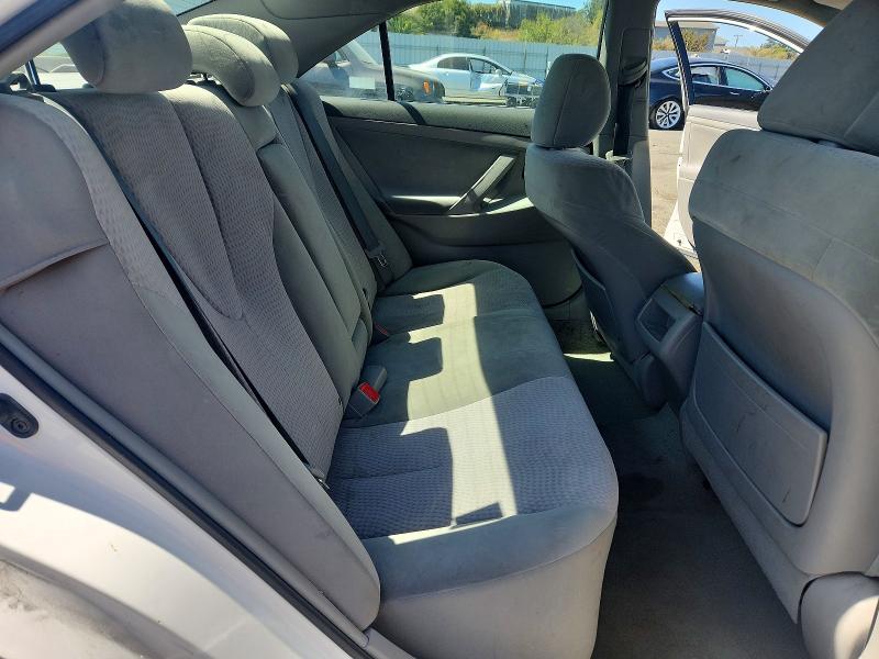 64496036 :رقم المزاد ، 4T4BF3EKXBR132974 vin ، 2011 Toyota Camry مزاد بيع