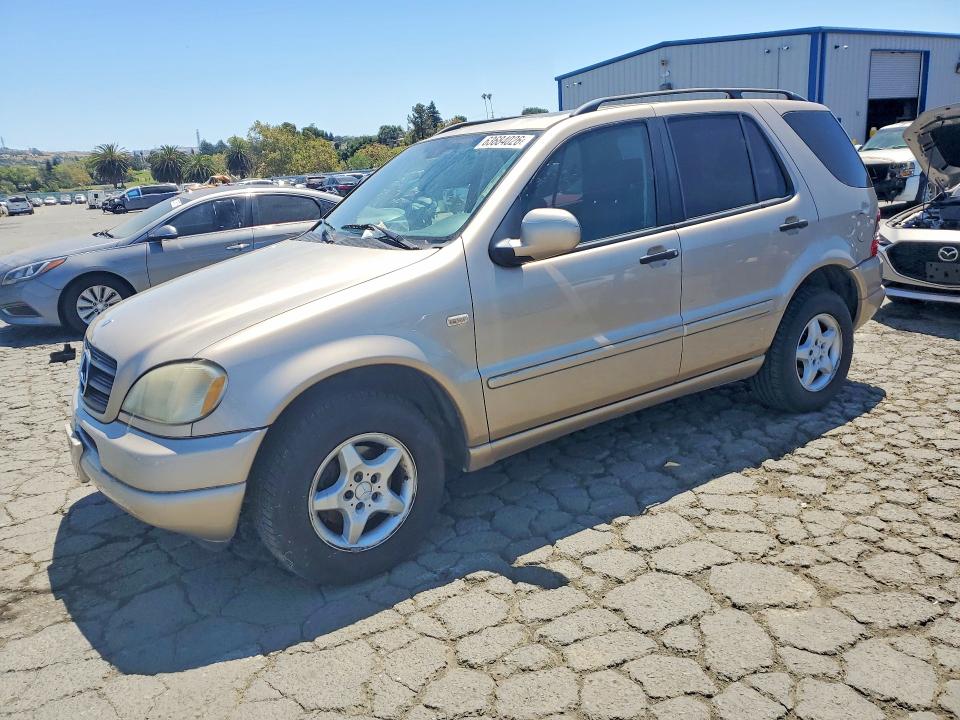 2001 Mercedes-benz Ml მანქანა იყიდება აუქციონზე, vin: 4JGAB54E91A243203, აუქციონის ნომერი: 63684026