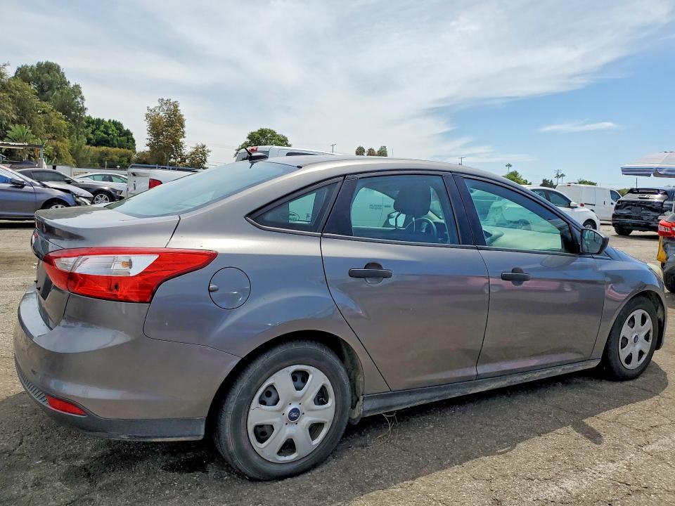 2014 Ford Focus მანქანა იყიდება აუქციონზე, vin: 1FADP3E20EL442684, აუქციონის ნომერი: 65042006