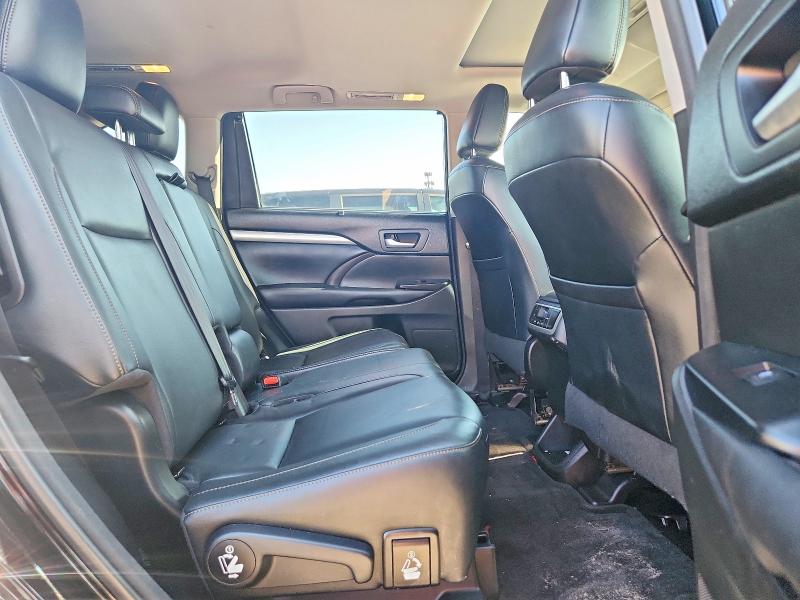 Aukcja sprzedaży 2017 Toyota Highlander, vin: 5TDJZRFH0HS462322, numer aukcji: 63391276