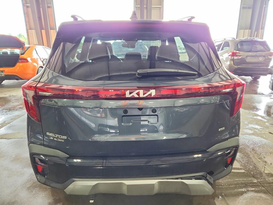 Продаж на аукціоні авто 2025 Kia Seltos, vin: KNDEUCAA6S7780101, номер лоту: 64307746