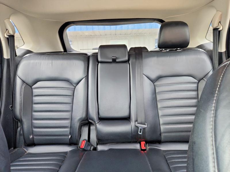64677506 :رقم المزاد ، 2FMPK4J97HBB31333 vin ، 2017 Ford Edge مزاد بيع