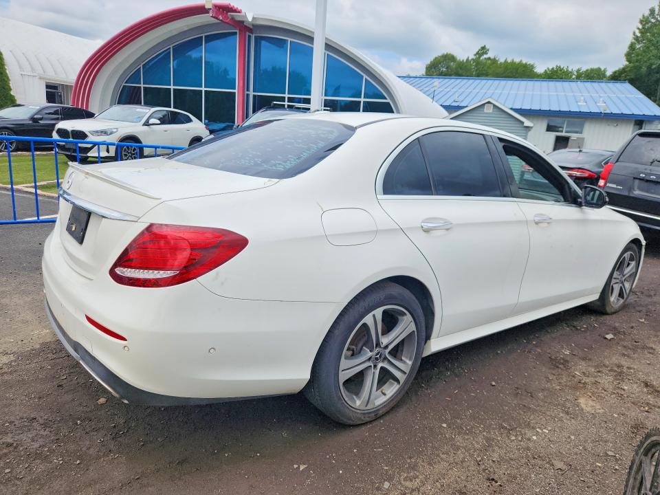 Продажа на аукционе авто 2017 Mercedes-benz E, vin: WDDZF4JB0HA240769, номер лота: 65223746