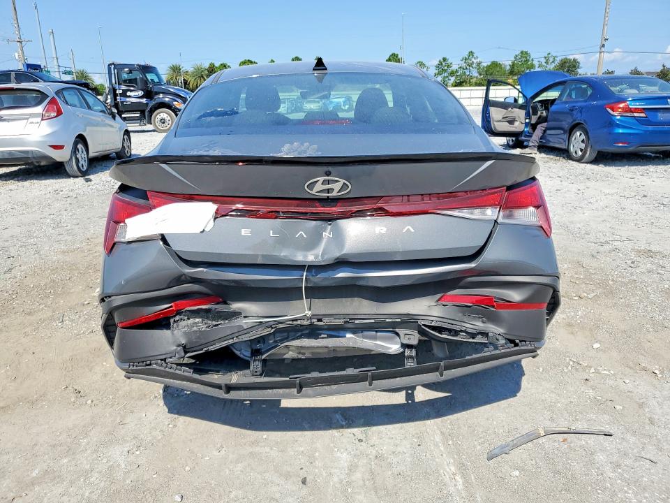 63914296 :رقم المزاد ، KMHLM4DG4SU916476 vin ، 2025 Hyundai Elantra مزاد بيع