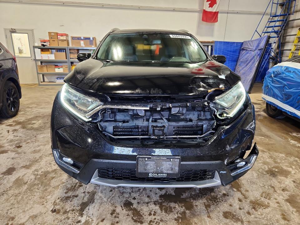 65043996 :رقم المزاد ، 2HKRW2H97JH140040 vin ، 2018 Honda Cr-v مزاد بيع