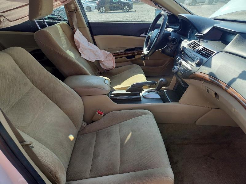 64321976 :رقم المزاد ، 1HGCP3F71CA004606 vin ، 2012 Honda Accord مزاد بيع