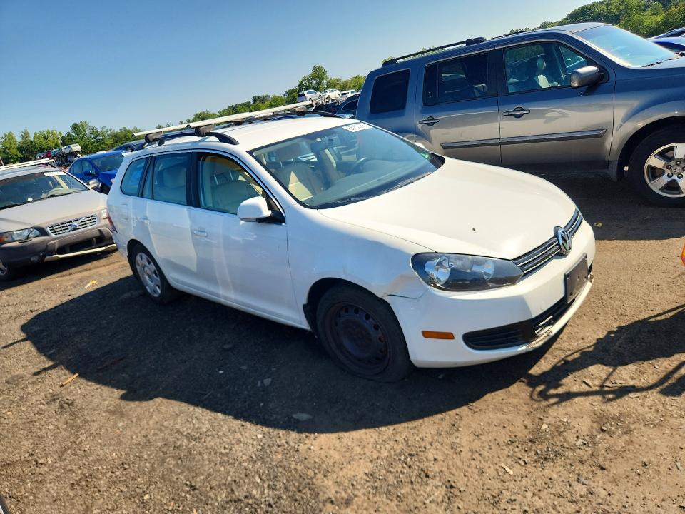 65256586 :رقم المزاد ، 3VWML7AJ2DM661103 vin ، 2013 Volkswagen Jetta مزاد بيع