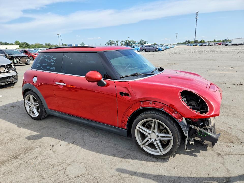 Продаж на аукціоні авто 2018 Mini Cooper, vin: WMWXP7C59J2A49178, номер лоту: 65615596