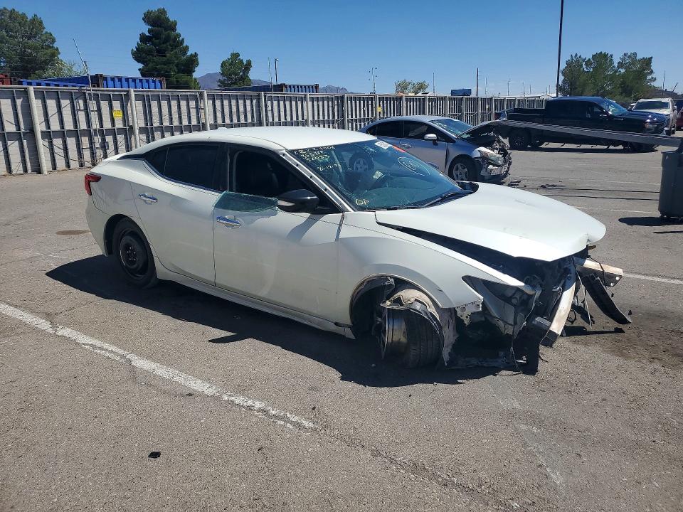 65392216 :رقم المزاد ، 1N4AA6AP0HC422687 vin ، 2017 Nissan Maxima مزاد بيع