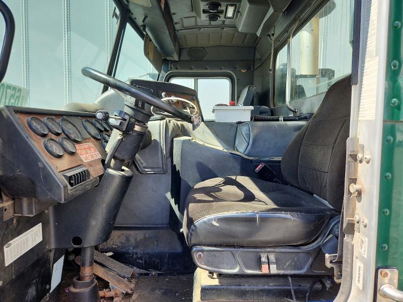 65701216 :رقم المزاد ، 3BPZL00X69F719201 vin ، 2009 Peterbilt 320 مزاد بيع