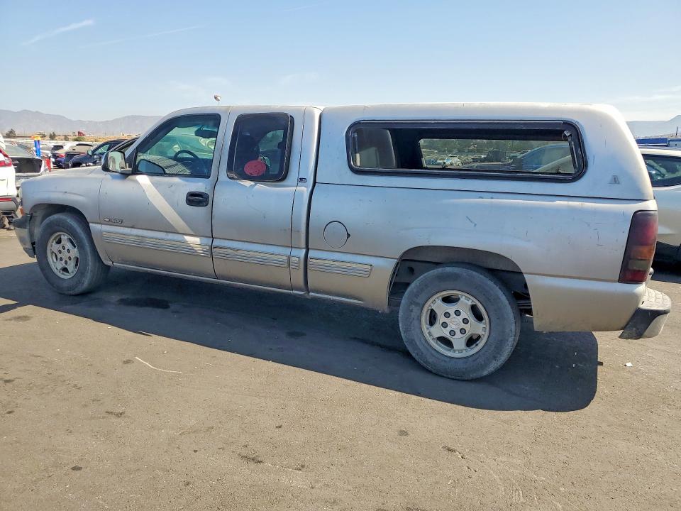Продаж на аукціоні авто 2000 Chevrolet Silverado, vin: 1GCEC19VXYZ352995, номер лоту: 63743996