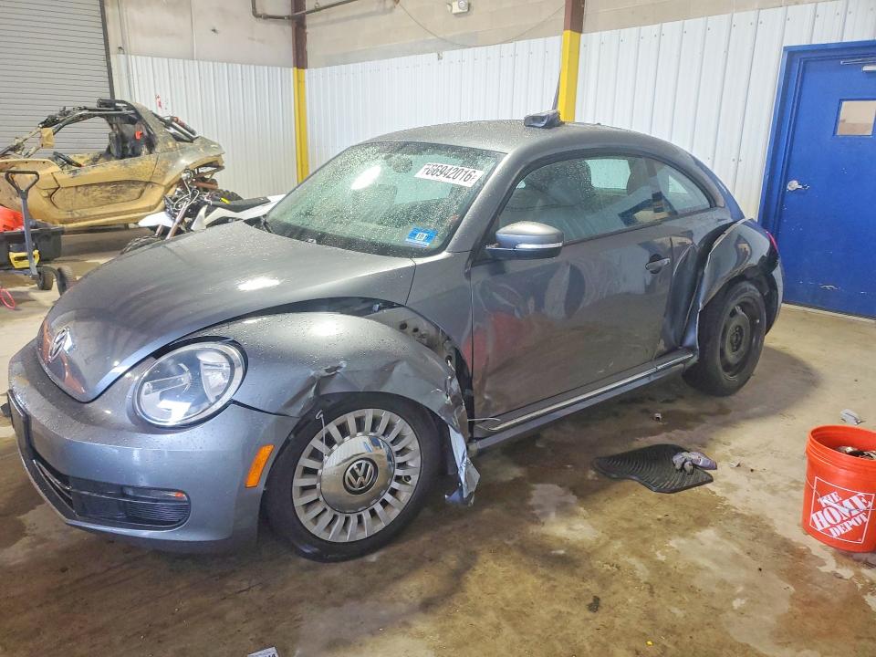 Продажа на аукционе авто 2015 Volkswagen Beetle, vin: 3VWJ17ATXFM642554, номер лота: 66942016