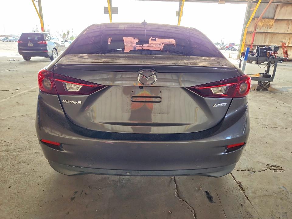 Продаж на аукціоні авто 2018 Mazda 3, vin: 3MZBN1V31JM239572, номер лоту: 64854196