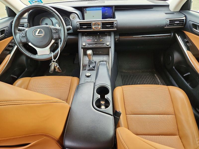 64497736 :رقم المزاد ، JTHC81D22J5030708 vin ، 2018 Lexus Is مزاد بيع