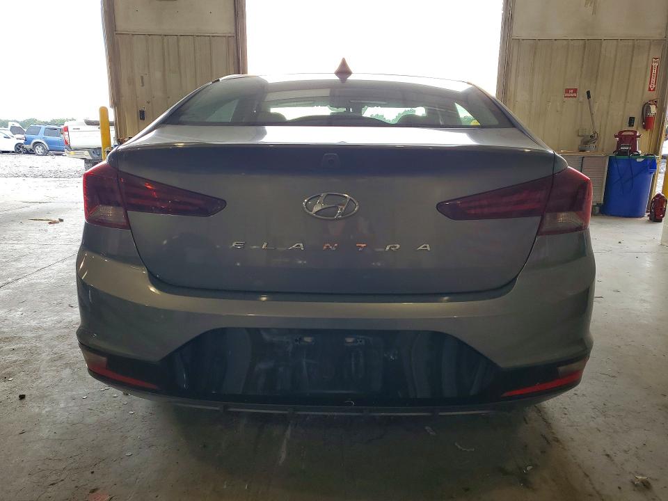 65864736 :رقم المزاد ، 5NPD84LF7LH528725 vin ، 2020 Hyundai Elantra مزاد بيع
