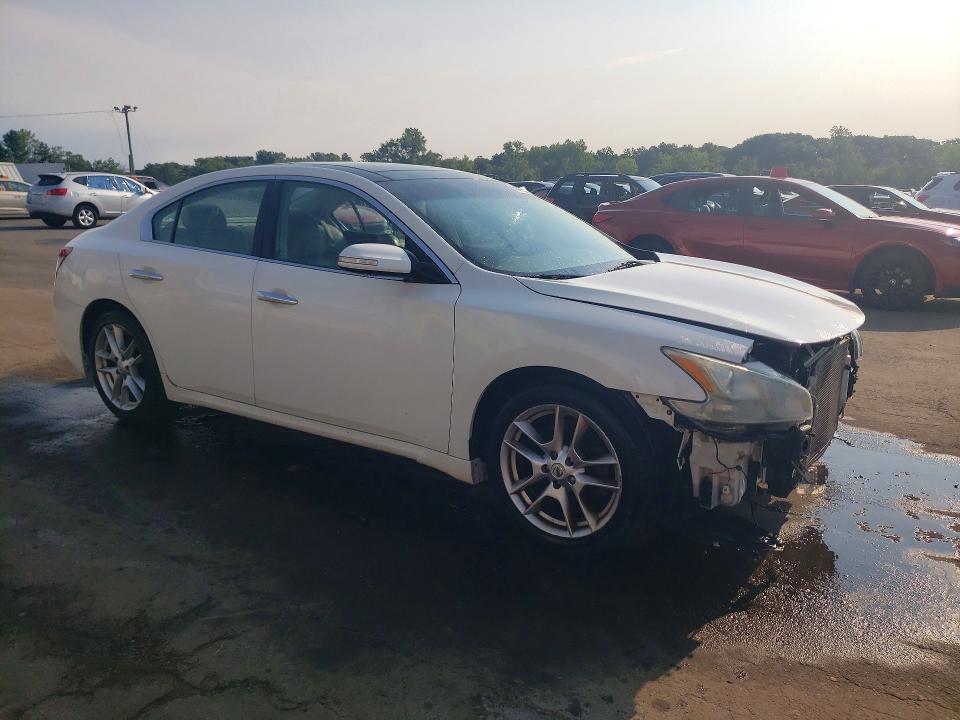 64410346 :رقم المزاد ، 1N4AA5AP4BC860050 vin ، 2011 Nissan Maxima مزاد بيع