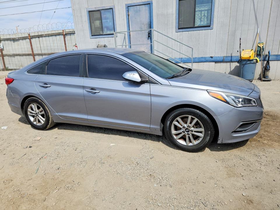 2016 Hyundai Sonata მანქანა იყიდება აუქციონზე, vin: 5NPE24AF6GH365631, აუქციონის ნომერი: 67197286