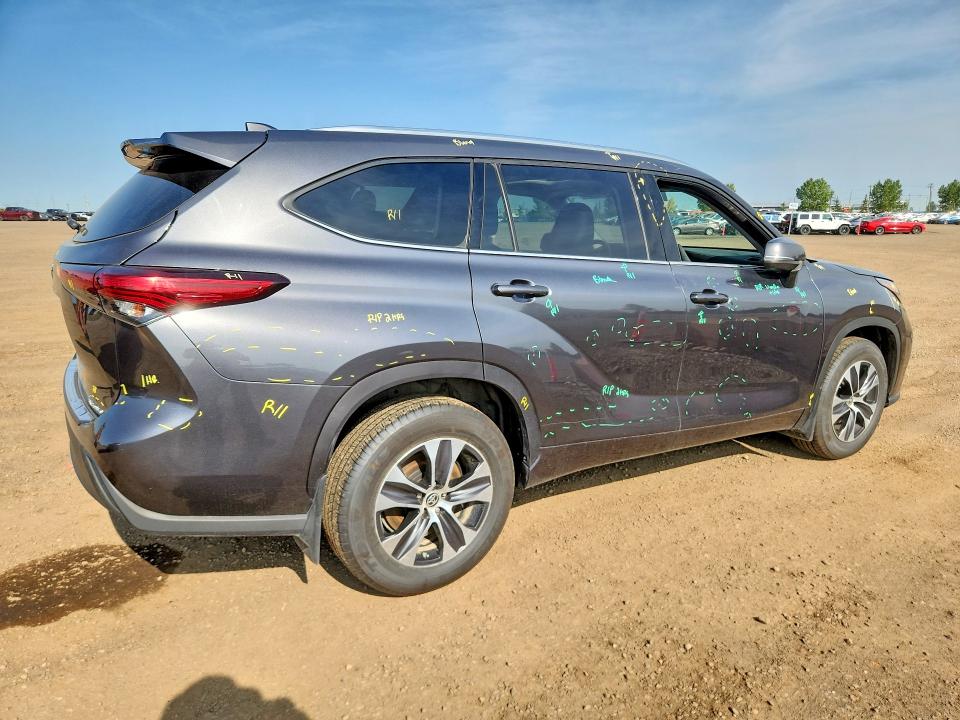 Продажа на аукционе авто 2020 Toyota Highlander, vin: 5TDGZRBH2LS030694, номер лота: 65392726