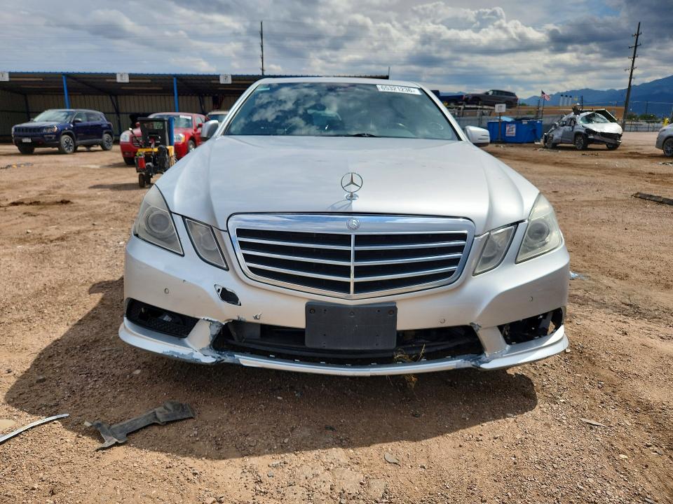 65321236 :رقم المزاد ، WDDHF8HB3AA252056 vin ، 2010 Mercedes-benz E مزاد بيع