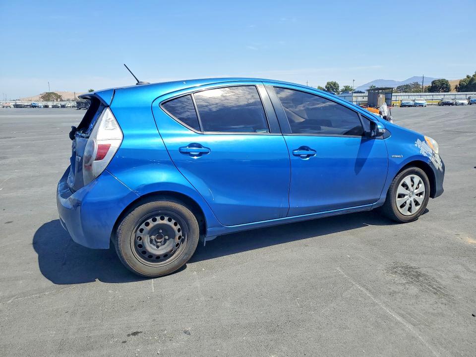 64489566 :رقم المزاد ، JTDKDTB3XC1522042 vin ، 2012 Toyota Prius C مزاد بيع