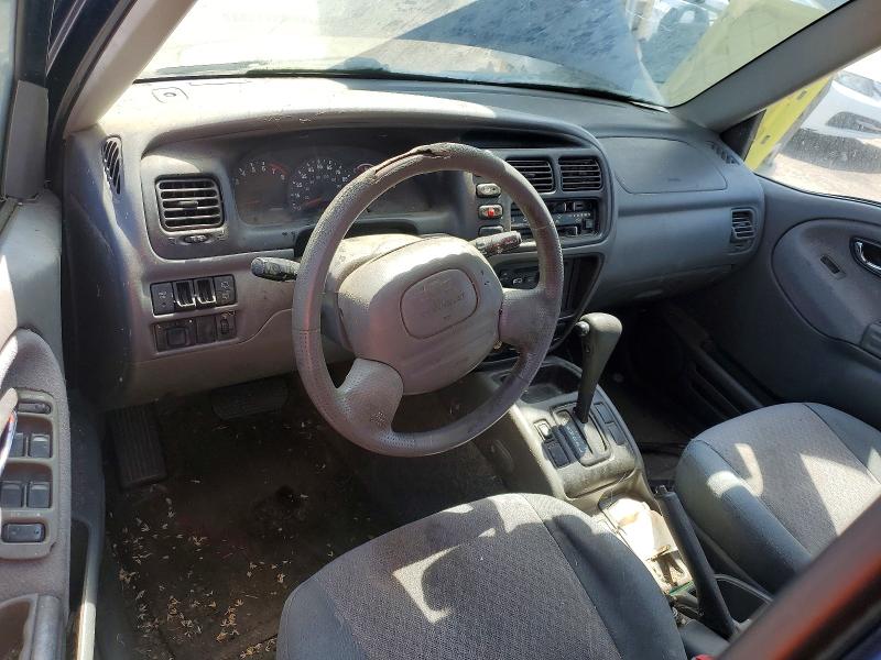 65065766 :رقم المزاد ، 2CNBE13C4Y6905118 vin ، 2000 Chevrolet Tracker مزاد بيع