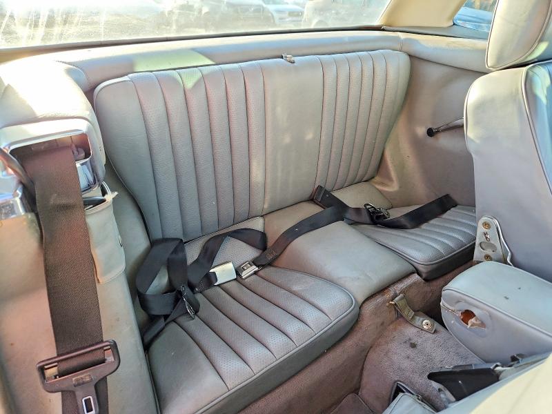 67177136 :رقم المزاد ، WDBBA48D9HA066958 vin ، 1987 Mercedes-benz 560 مزاد بيع