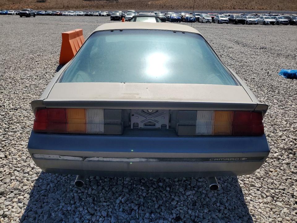 1983 Chevrolet Camaro მანქანა იყიდება აუქციონზე, vin: 1G1AP8719DL138016, აუქციონის ნომერი: 64038066