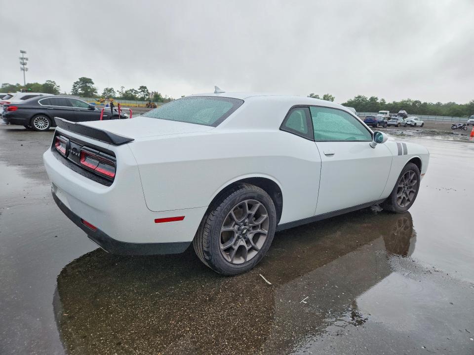 63325586 :رقم المزاد ، 2C3CDZGG9JH322873 vin ، 2018 Dodge Challenger مزاد بيع