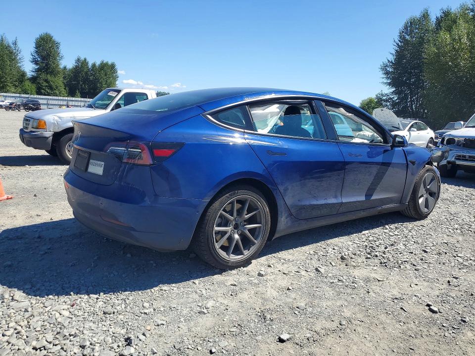 64679746 :رقم المزاد ، 5YJ3E1EAXMF022858 vin ، 2021 Tesla Model 3 مزاد بيع