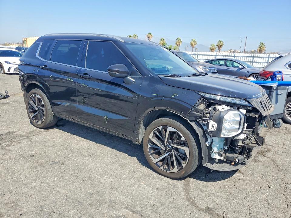 Продажа на аукционе авто 2022 Mitsubishi Outlander, vin: JA4J3VA82NZ061683, номер лота: 65033916