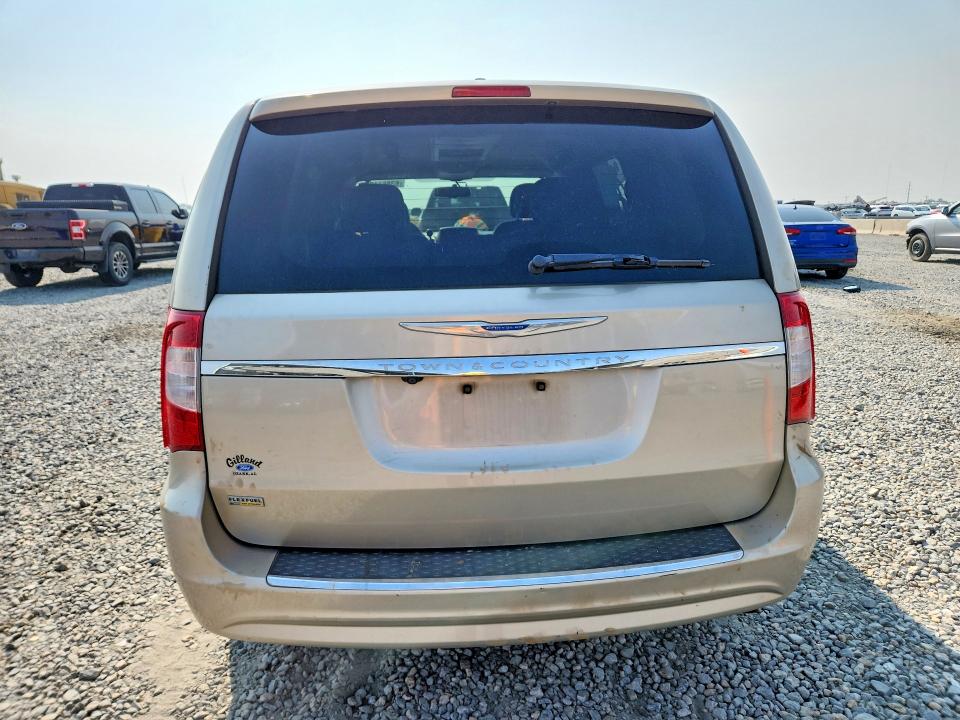 2016 Chrysler Town & Country მანქანა იყიდება აუქციონზე, vin: 2C4RC1BG9GR155953, აუქციონის ნომერი: 63851106
