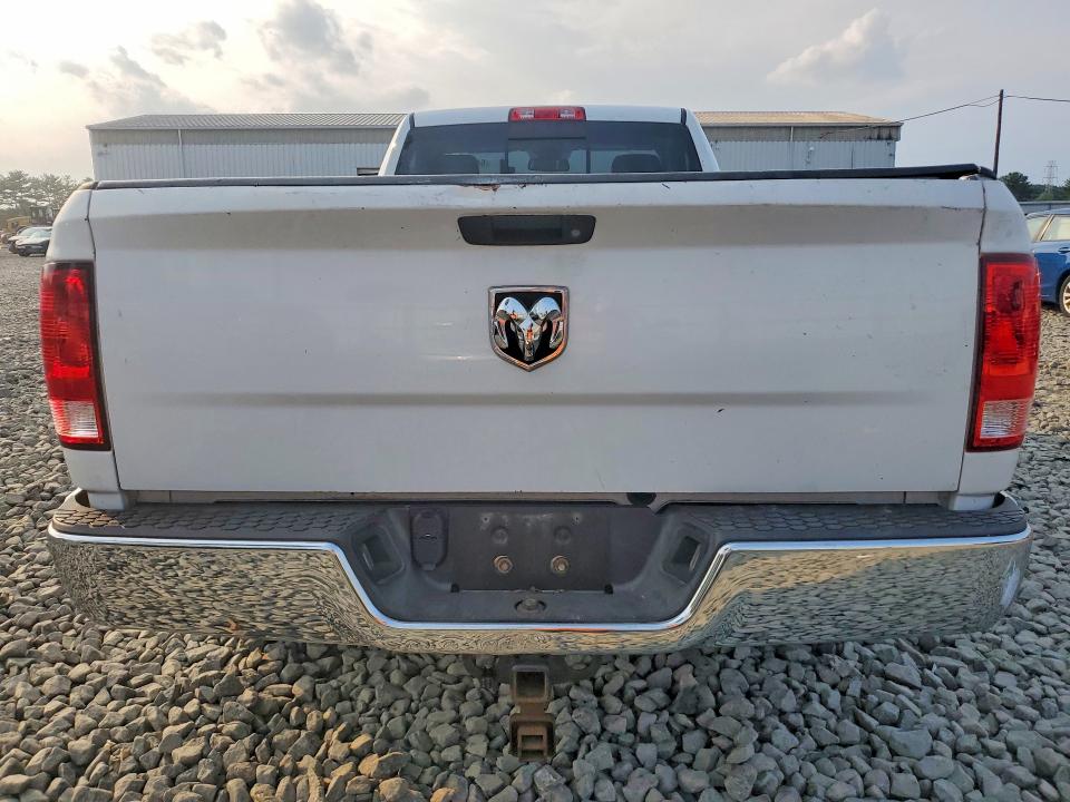 64881036 :رقم المزاد ، 3C6JR6DTXFG531431 vin ، 2015 Ram 1500 مزاد بيع
