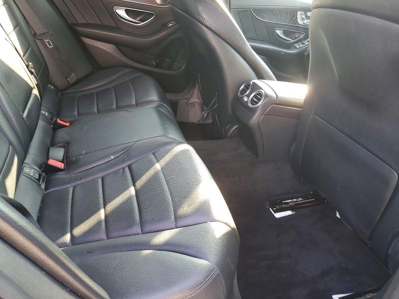 2015 Mercedes-benz C მანქანა იყიდება აუქციონზე, vin: 55SWF4KB1FU020992, აუქციონის ნომერი: 66258966