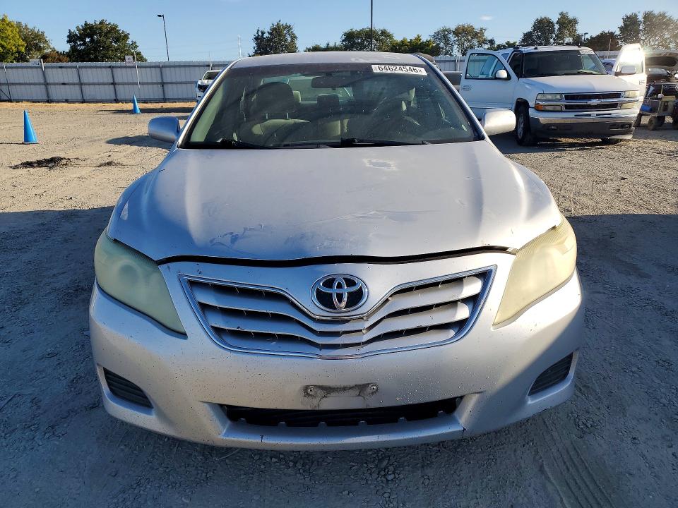Aukcja sprzedaży 2011 Toyota Camry, vin: 4T1BF3EK7BU624422, numer aukcji: 64624546