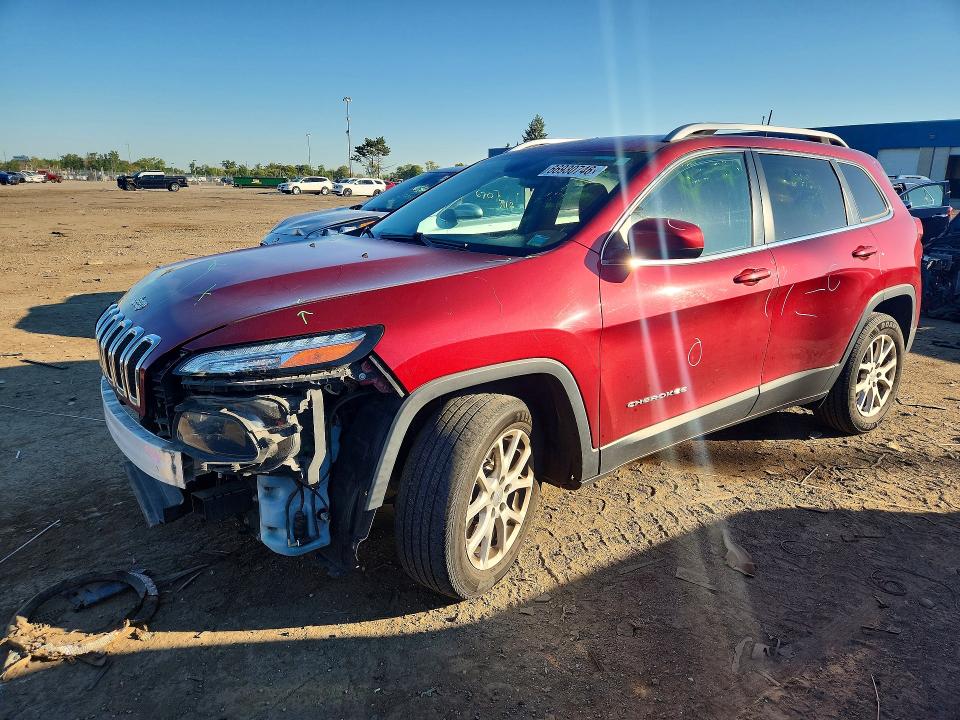 66930746 :رقم المزاد ، 1C4PJLCB8GW273933 vin ، 2016 Jeep Cherokee مزاد بيع