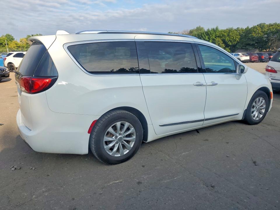 Aukcja sprzedaży 2018 Chrysler Pacifica, vin: 2C4RC1EG2JR260563, numer aukcji: 65948976