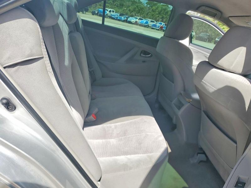 64198806 :رقم المزاد ، 4T1BF3EK0AU537475 vin ، 2010 Toyota Camry مزاد بيع