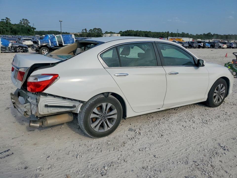 2015 Honda Accord მანქანა იყიდება აუქციონზე, vin: 1HGCR2F33FA235156, აუქციონის ნომერი: 65824496