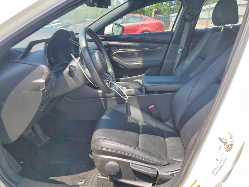 Продаж на аукціоні авто 2019 Mazda 3, vin: JM1BPALM8K1108923, номер лоту: 64640156