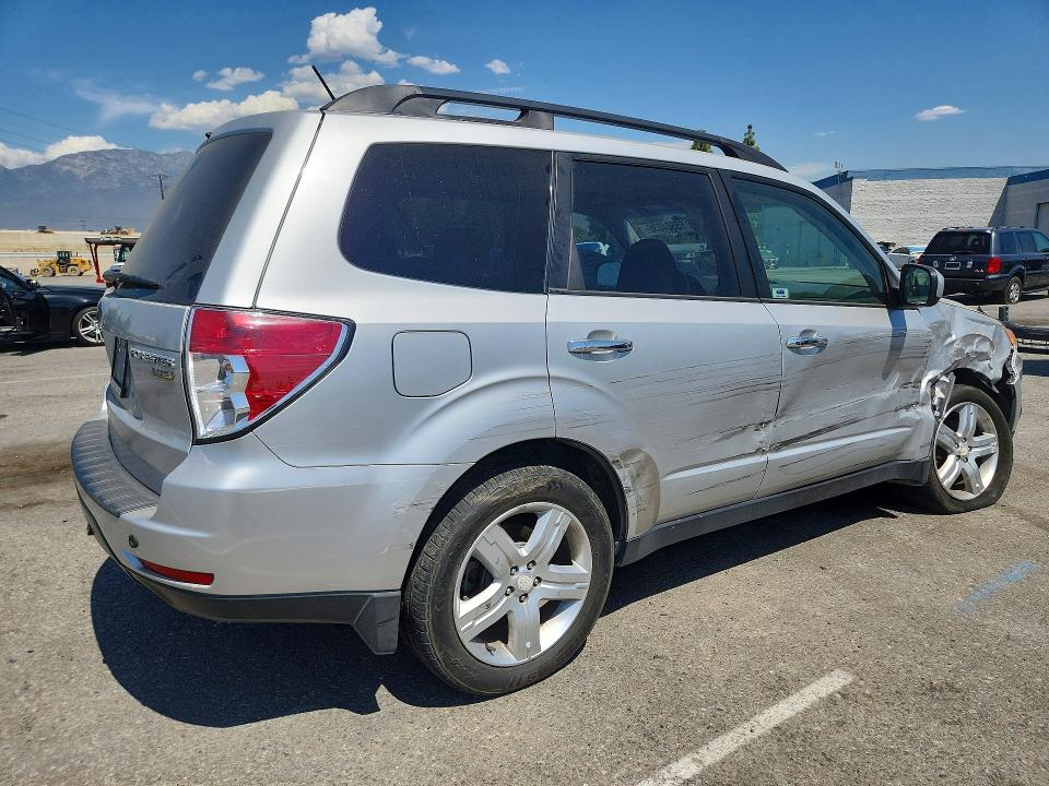 2010 Subaru Forester მანქანა იყიდება აუქციონზე, vin: JF2SH6CC0AH709154, აუქციონის ნომერი: 65504036