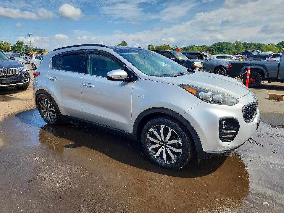 66457146 :رقم المزاد ، KNDPNCAC3J7406860 vin ، 2018 Kia Sportage مزاد بيع