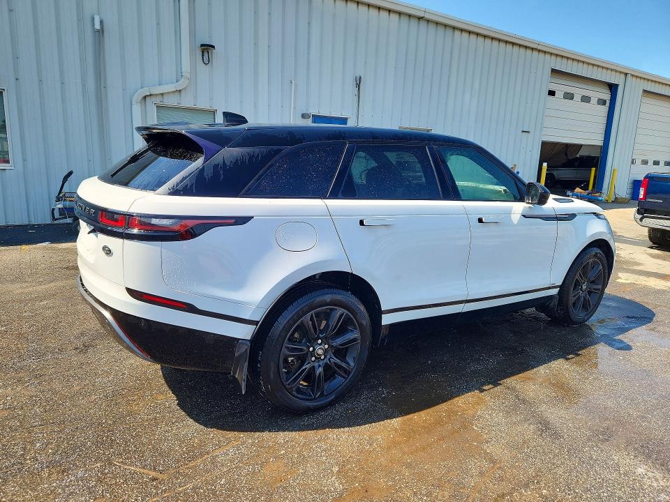 65184876 :رقم المزاد ، SALYT2EXXMA304019 vin ، 2021 Land Rover Range Rover Velar مزاد بيع