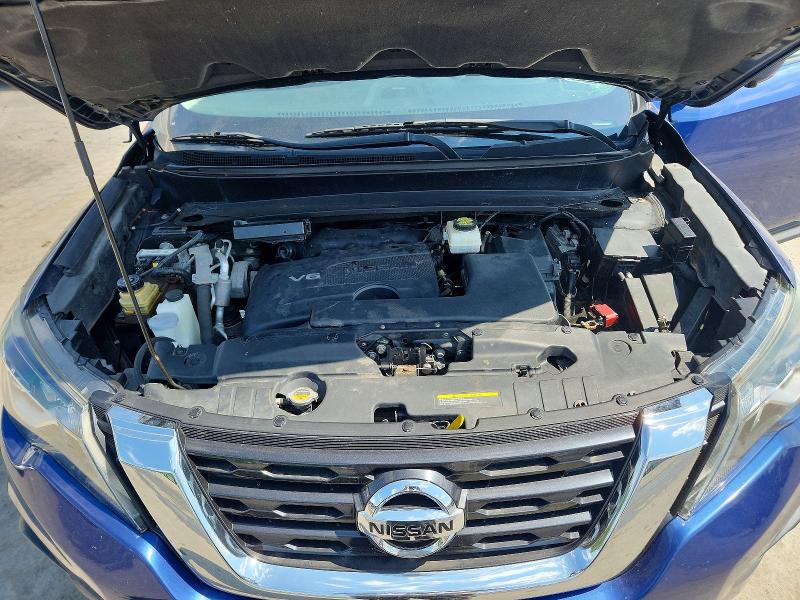 65268006 :رقم المزاد ، 5N1DR2MM3HC656229 vin ، 2017 Nissan Pathfinder مزاد بيع